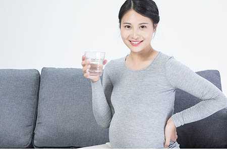 重庆代孕步骤|高龄选择泰国试管婴儿技术助孕胚胎容易着床吗？